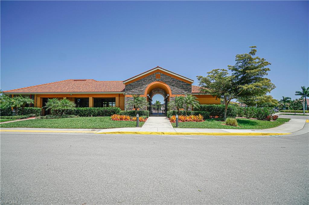 REFLECTION ISLES - Residential