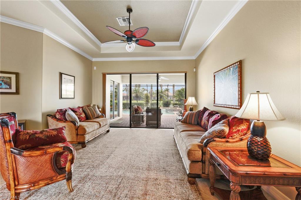 REFLECTION ISLES - Residential