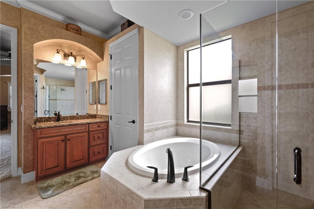 REFLECTION ISLES - Residential