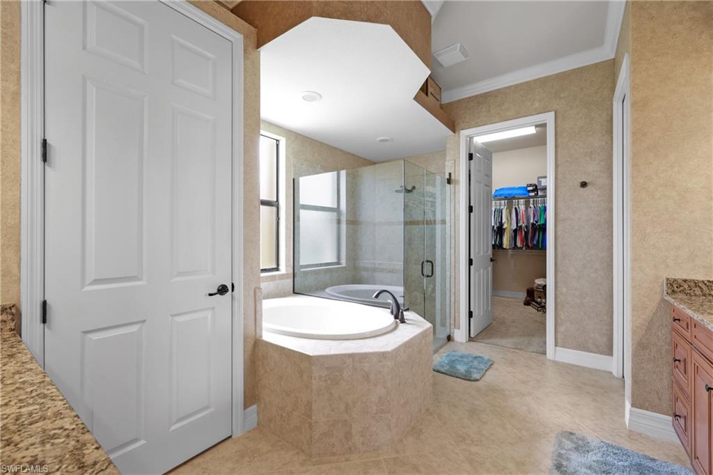 REFLECTION ISLES - Residential