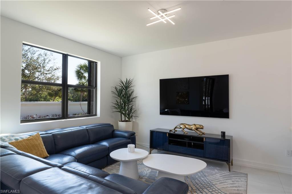 VANDERBILT RESERVE - Residential