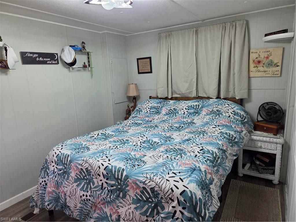 LAZY DAYS MOBILE VILLAGE - Residential