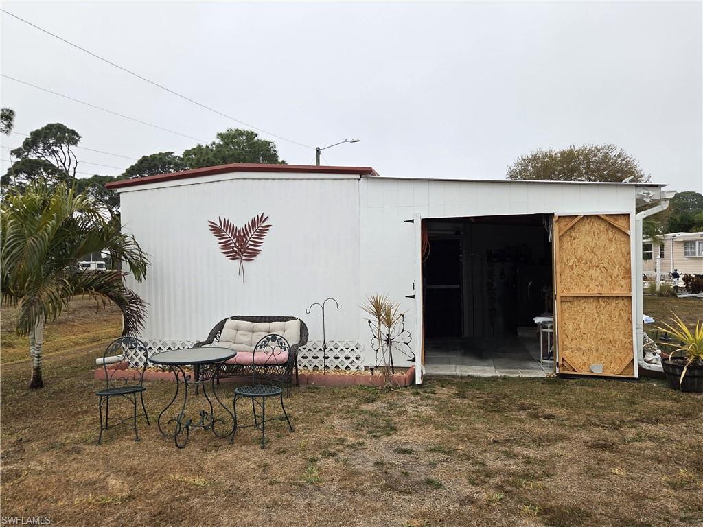 LAZY DAYS MOBILE VILLAGE - Residential