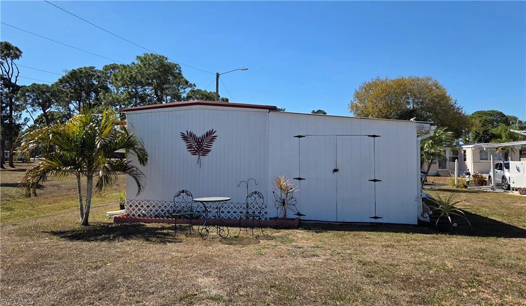 LAZY DAYS MOBILE VILLAGE - Residential