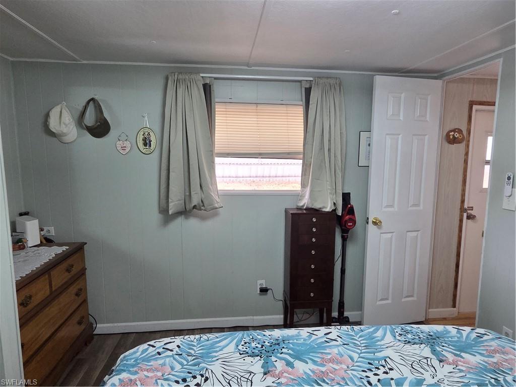 LAZY DAYS MOBILE VILLAGE - Residential