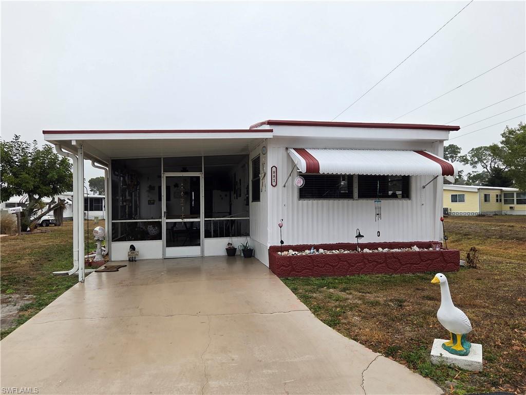 LAZY DAYS MOBILE VILLAGE - Residential