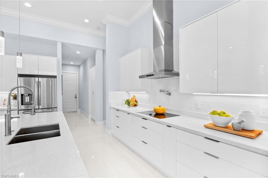 SAN CARLOS ESTATES - Residential