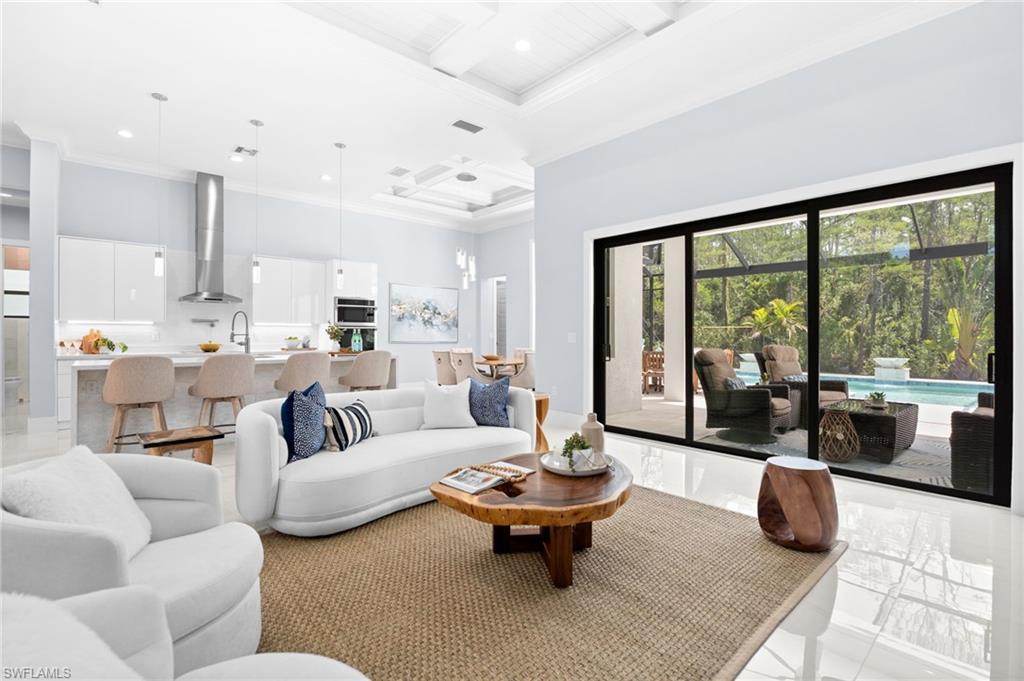 SAN CARLOS ESTATES - Residential