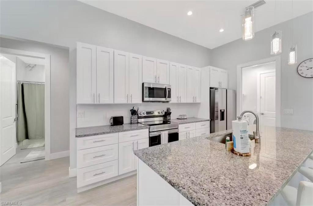 CAPE CORAL - Residential Lease