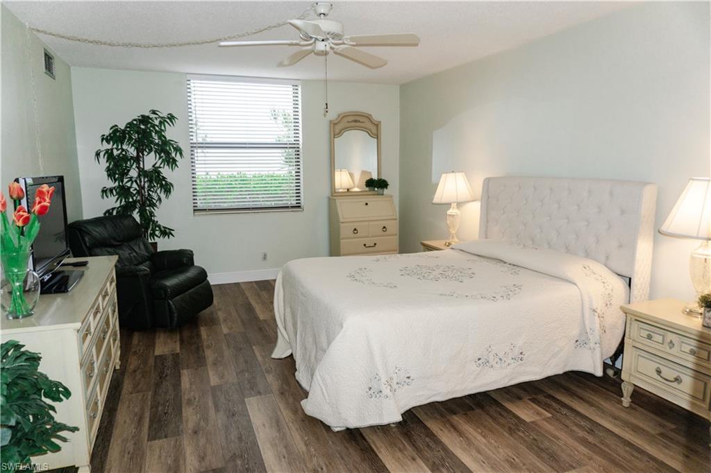 SCHOONER BAY - Residential