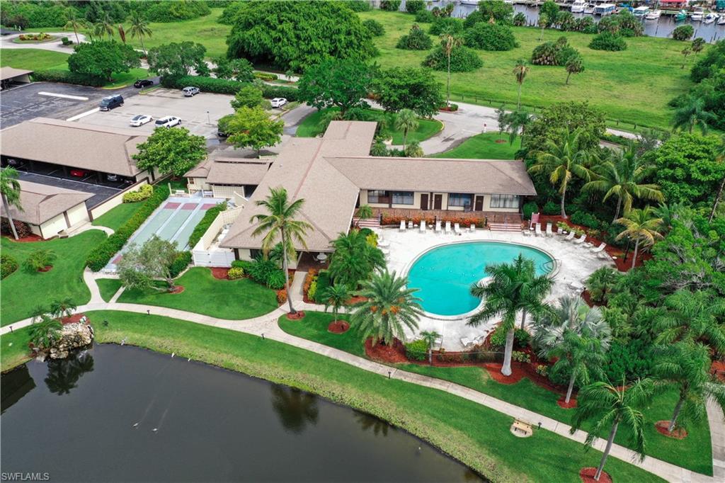 SCHOONER BAY - Residential