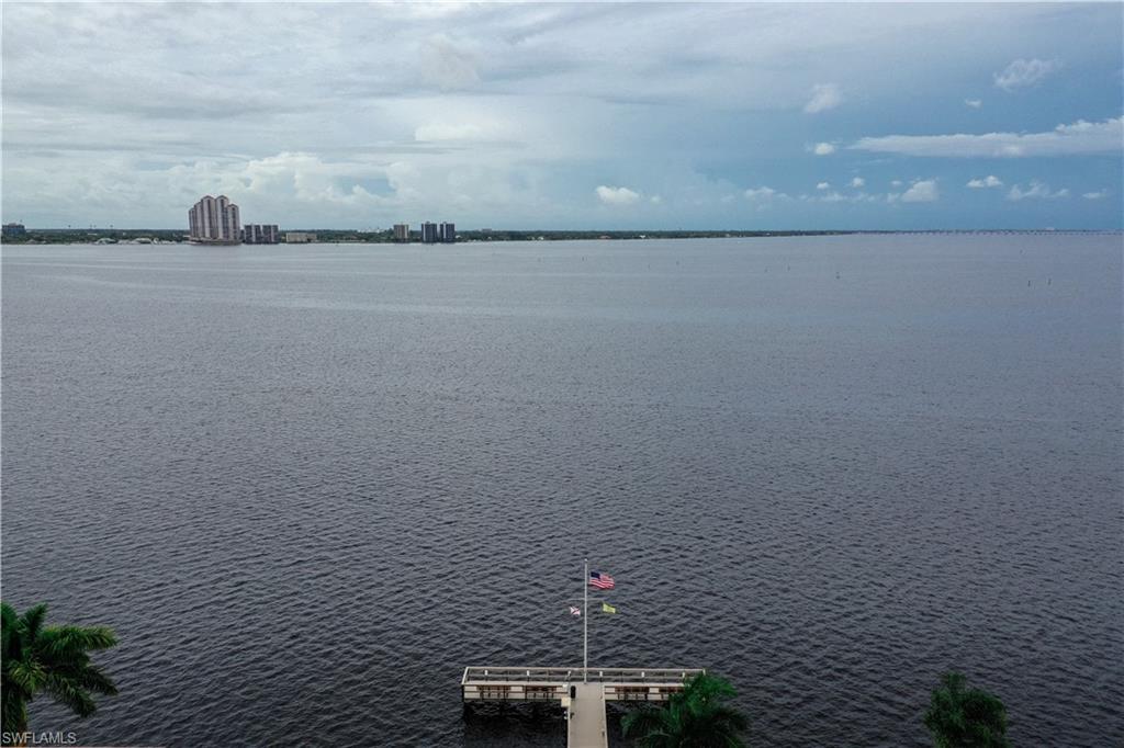 SCHOONER BAY - Residential