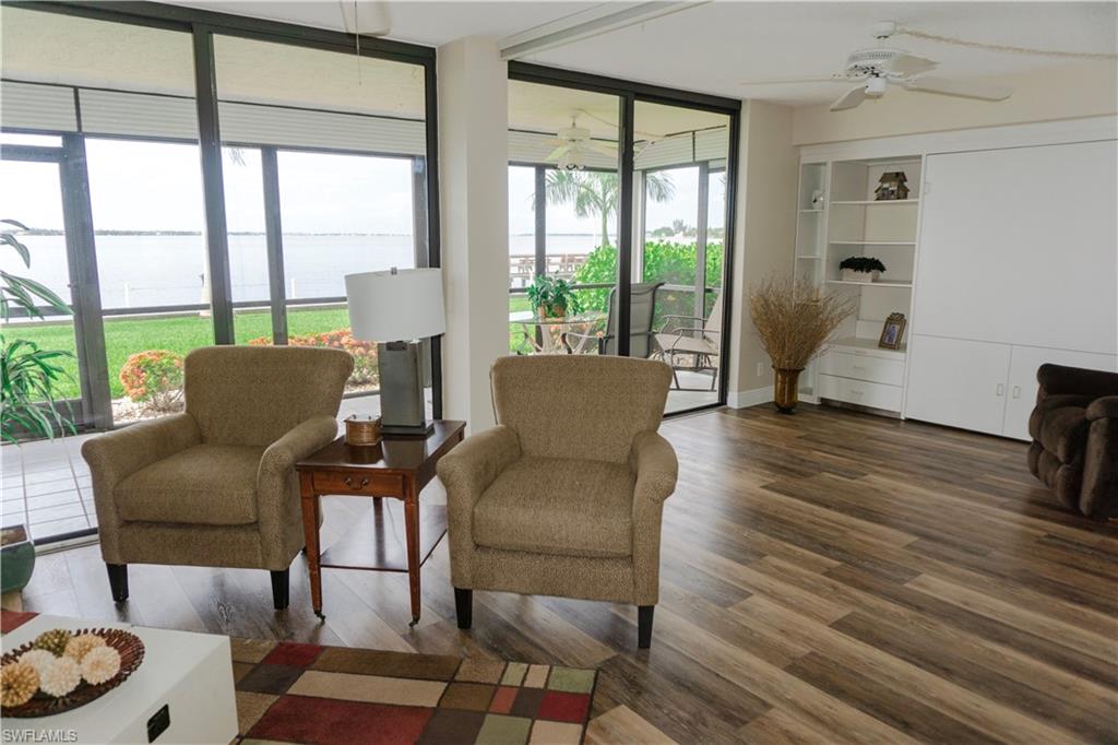 SCHOONER BAY - Residential