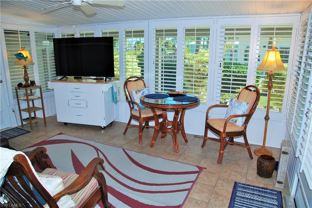 SIX LAKES COUNTRY CLUB - Residential