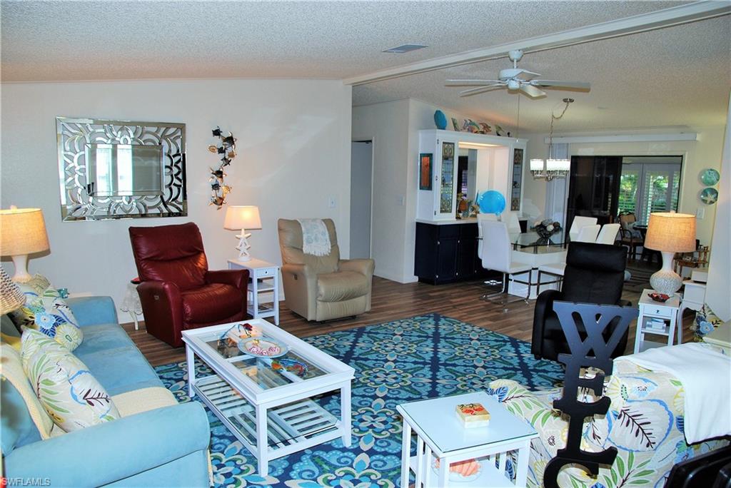 SIX LAKES COUNTRY CLUB - Residential