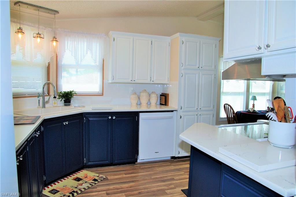 SIX LAKES COUNTRY CLUB - Residential