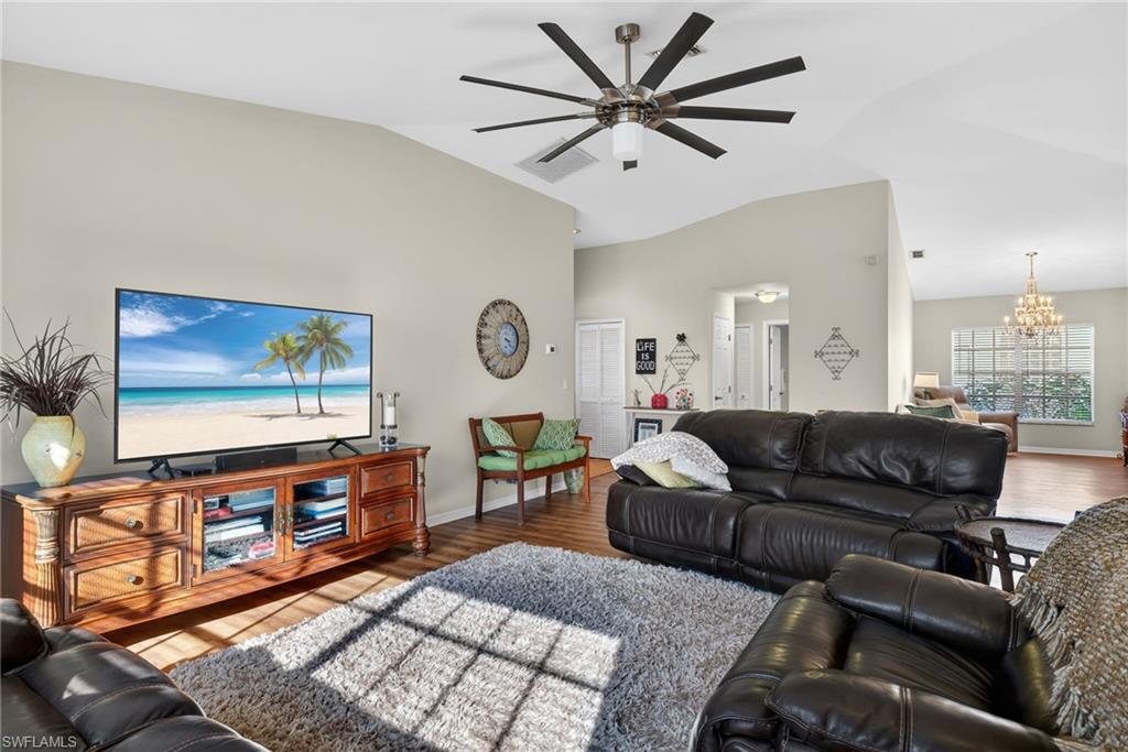 DEL VERA COUNTRY CLUB - Residential