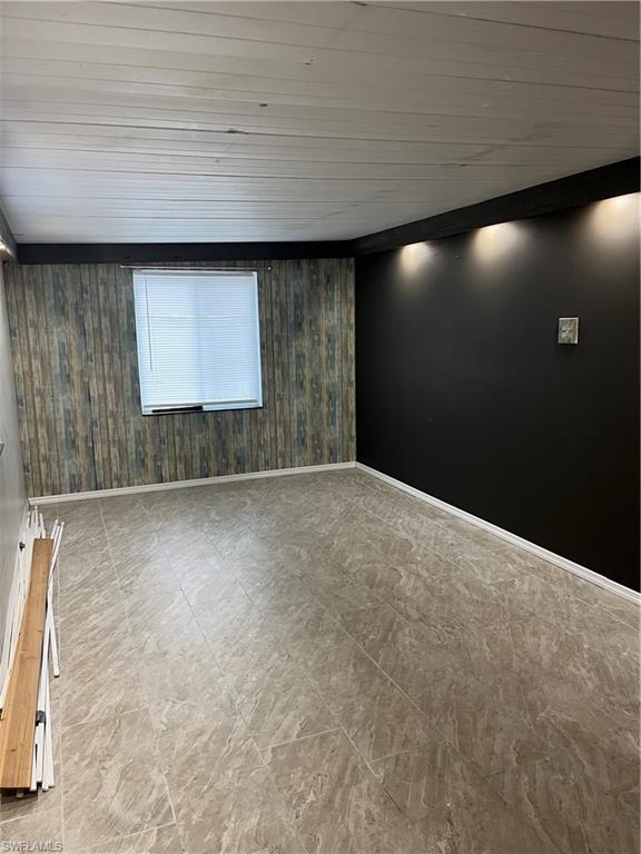 IMPERIAL HARBOR - Residential