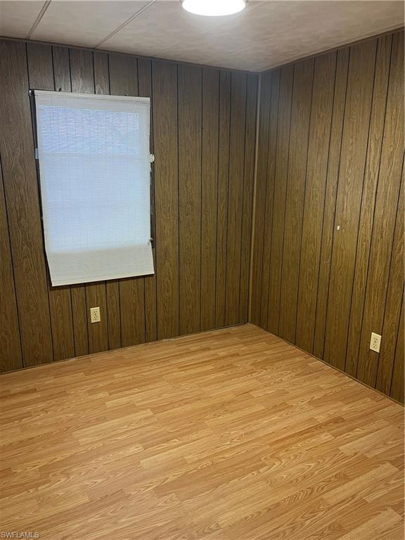 IMPERIAL HARBOR - Residential