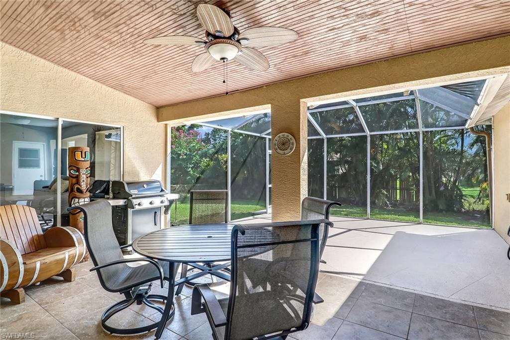 SAN CARLOS PARK - Residential