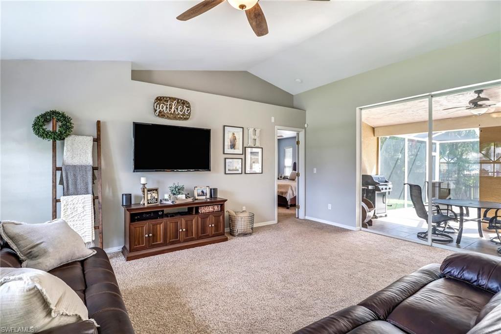 SAN CARLOS PARK - Residential