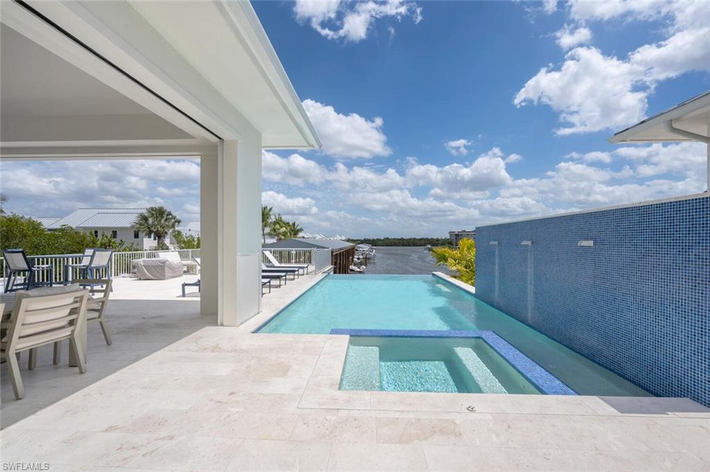 MANGROVE BAY - Residential Lease