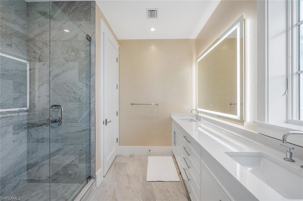 MANGROVE BAY - Residential Lease