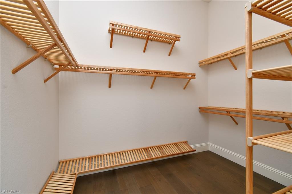 LAKOYA - Residential