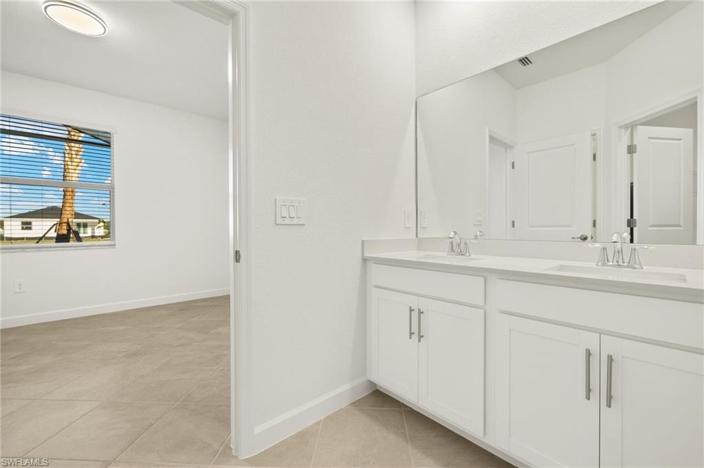 TUCKERS COVE - Residential Lease