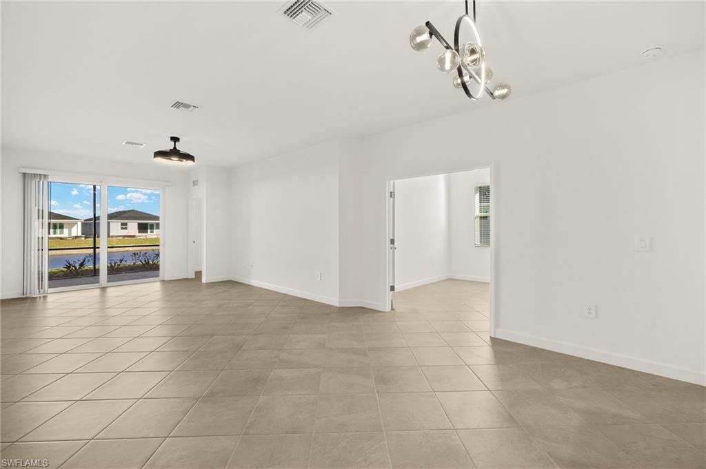 TUCKERS COVE - Residential Lease