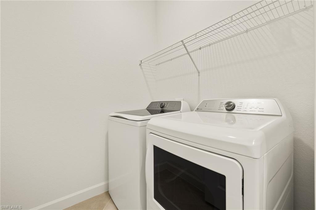 TUCKERS COVE - Residential Lease