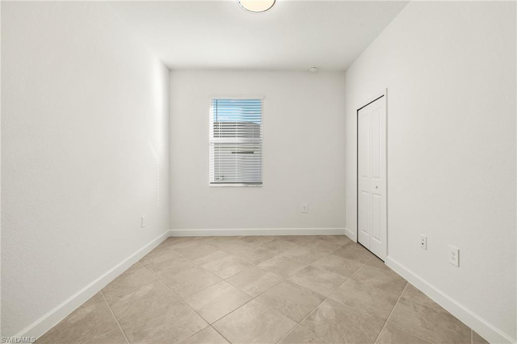 TUCKERS COVE - Residential Lease