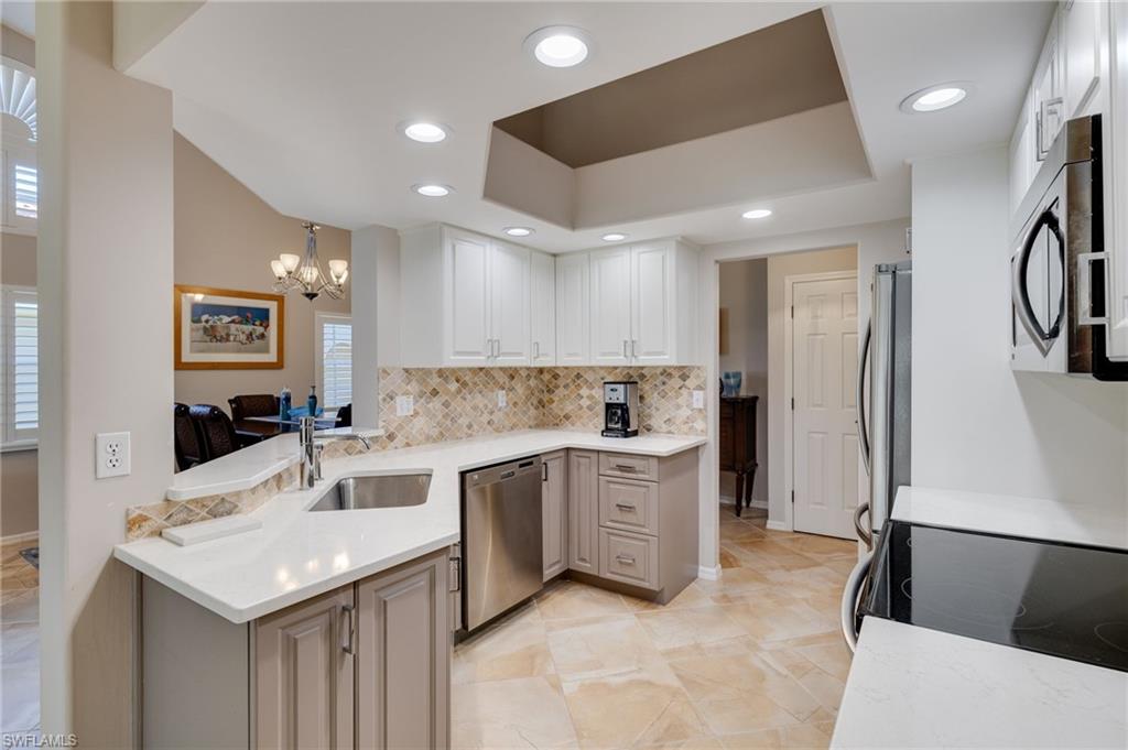 WEDGEWOOD FOUNTAIN - Residential