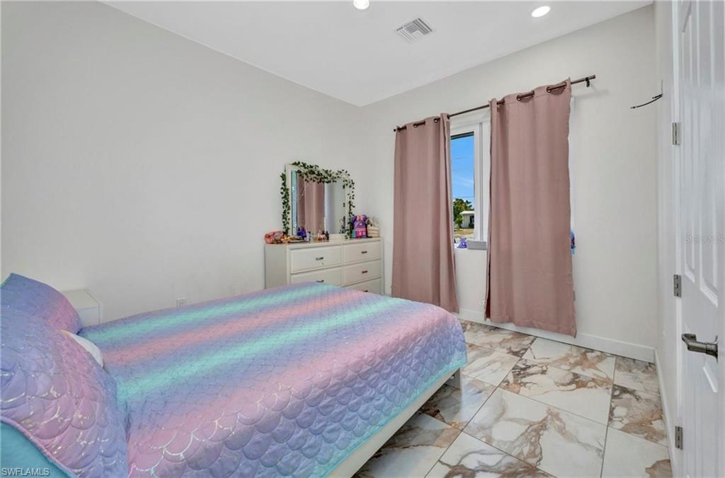 PORT CHARLOTTE - Residential