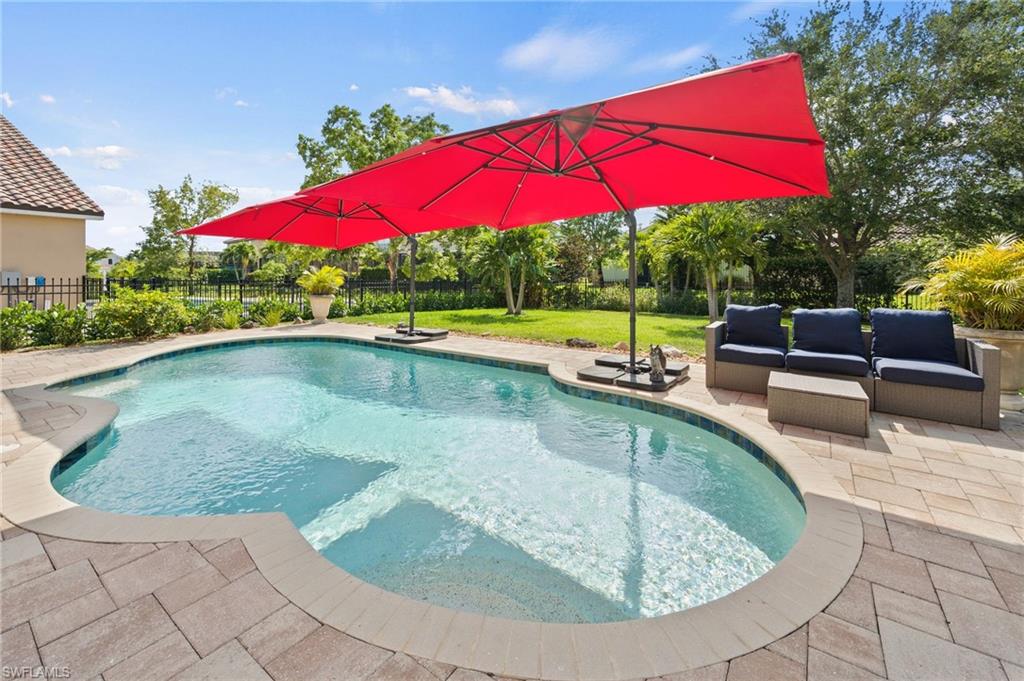 PROMENADE WEST - Residential