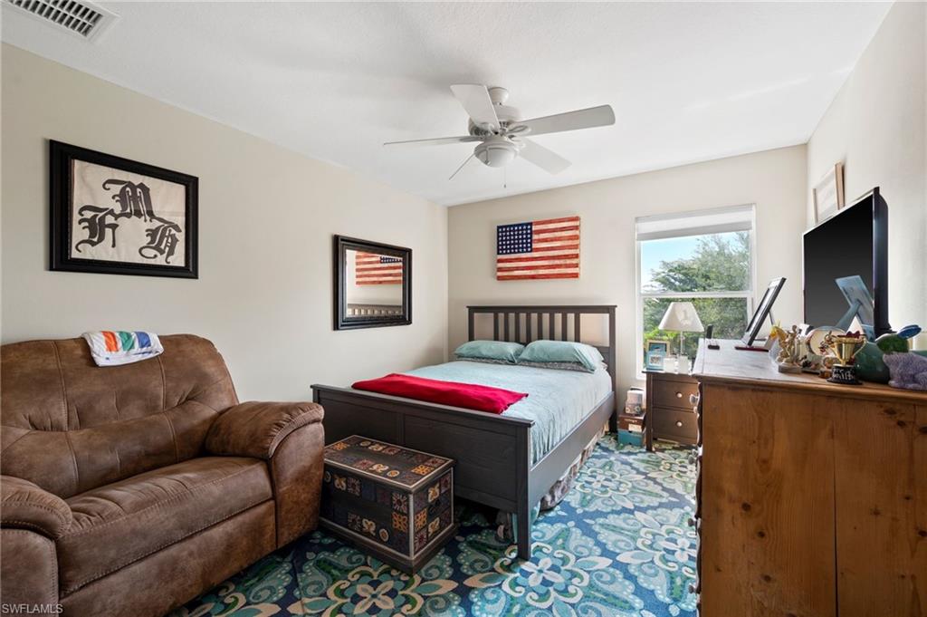 PROMENADE WEST - Residential