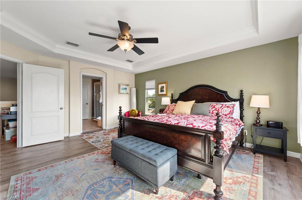 PROMENADE WEST - Residential