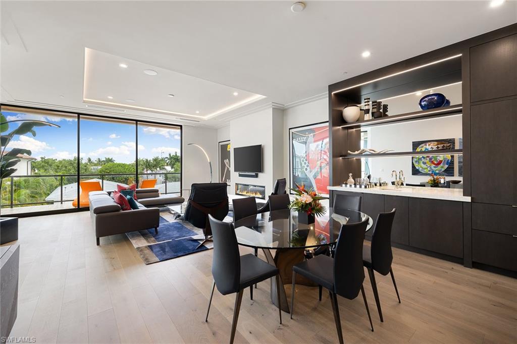 OLDE NAPLES - Residential