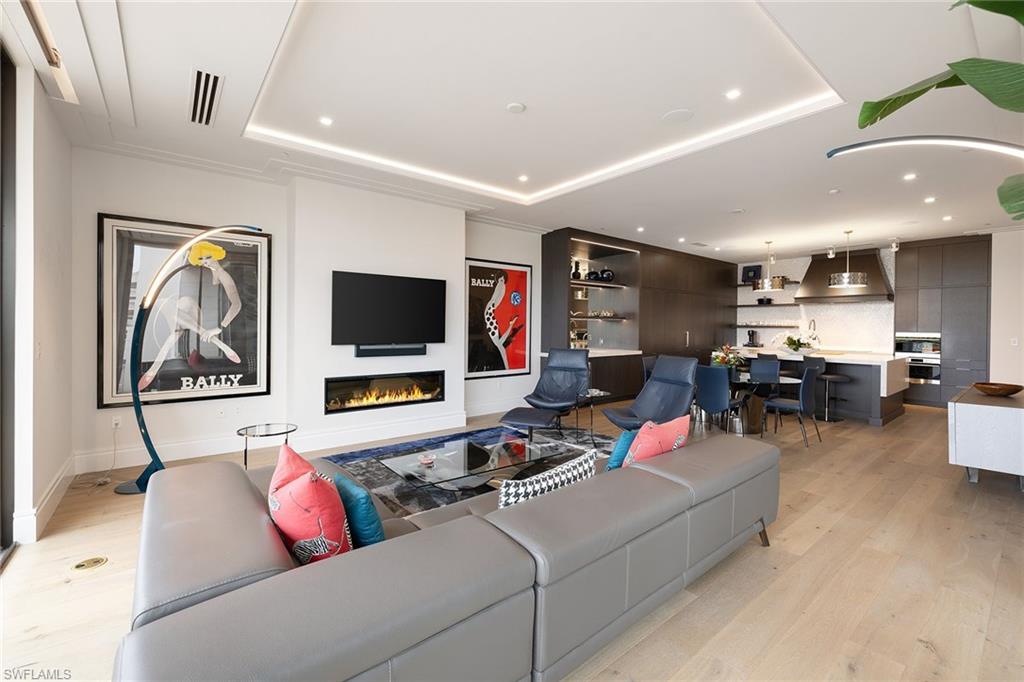 OLDE NAPLES - Residential