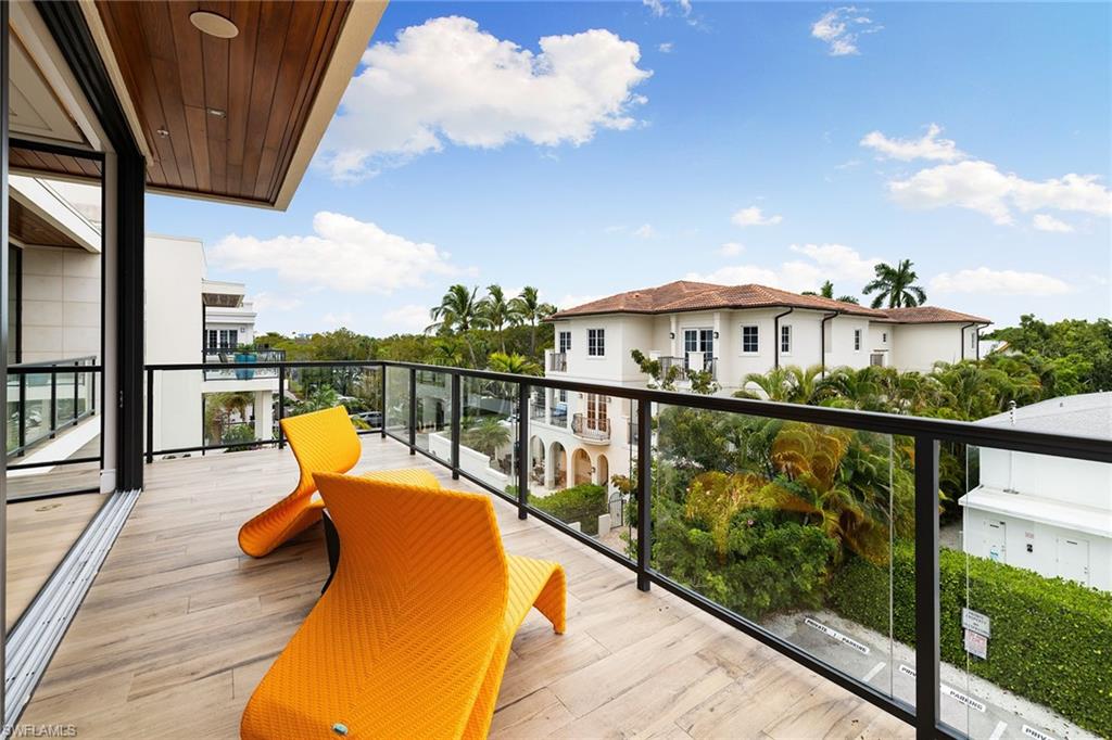 OLDE NAPLES - Residential