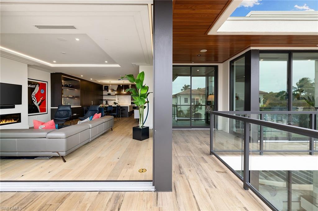 OLDE NAPLES - Residential