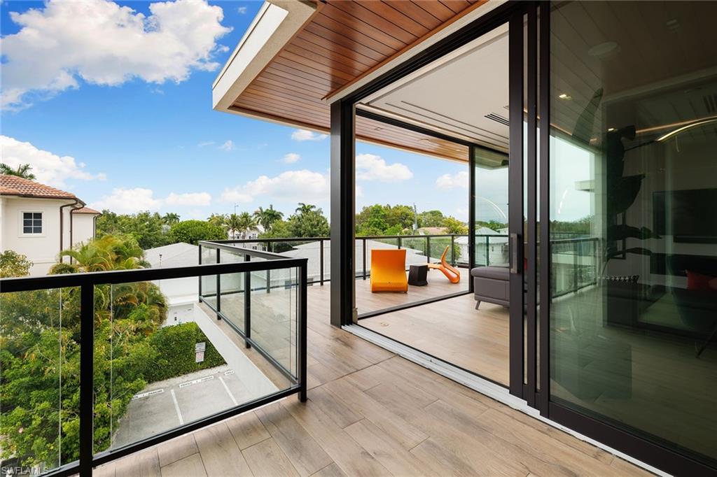 OLDE NAPLES - Residential