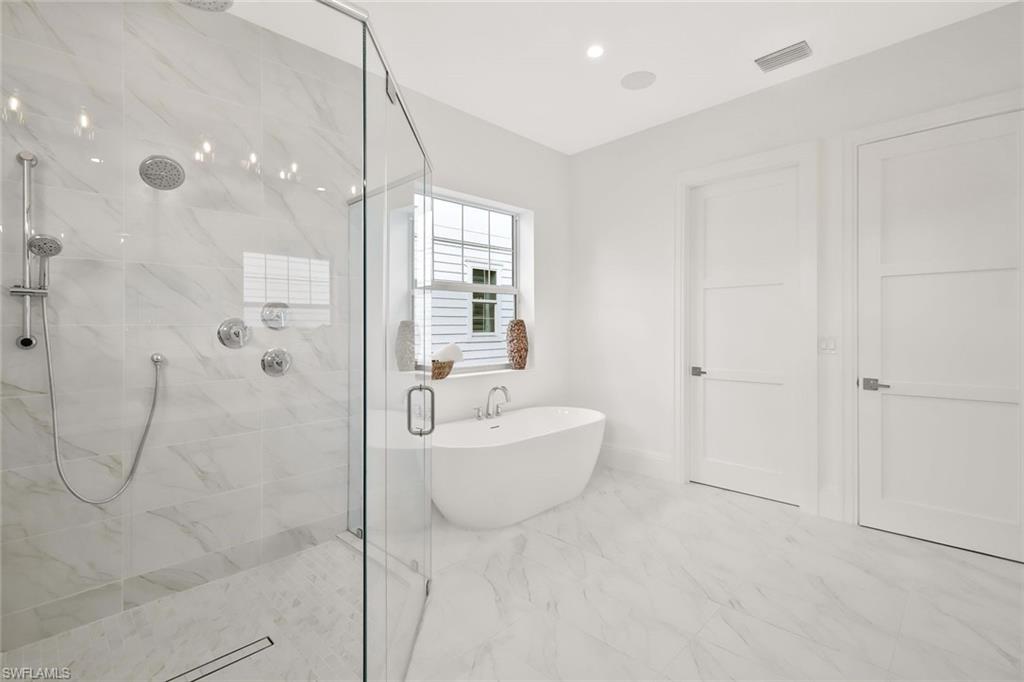 LAKE TIMBER - Residential