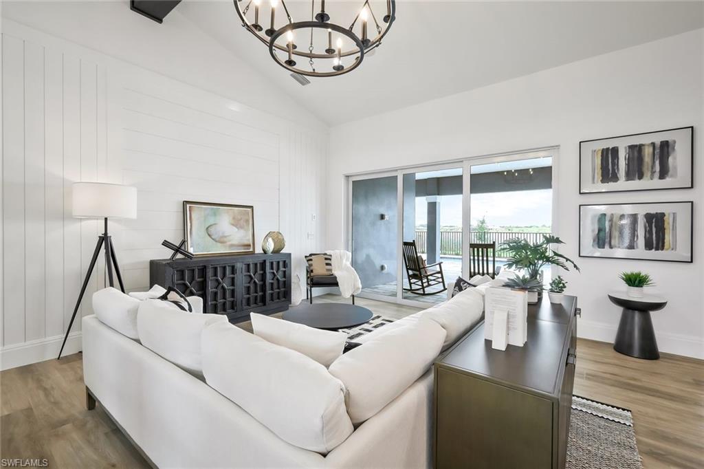 LAKE TIMBER - Residential