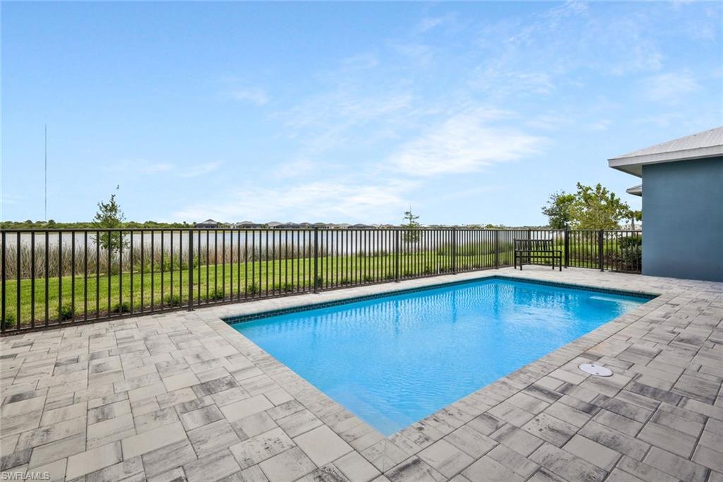 LAKE TIMBER - Residential