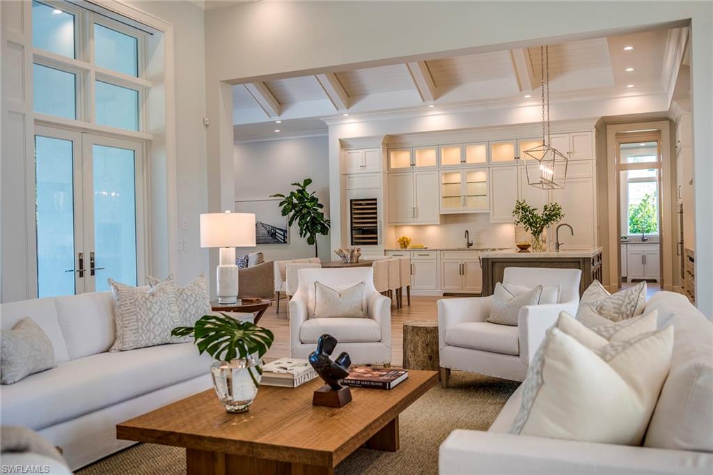 MOORINGS - Residential