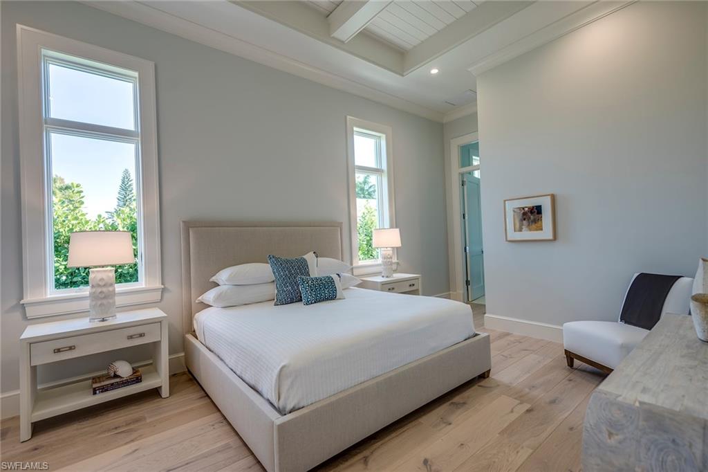 MOORINGS - Residential