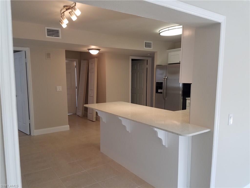 NAPLES SOUTH - Residential