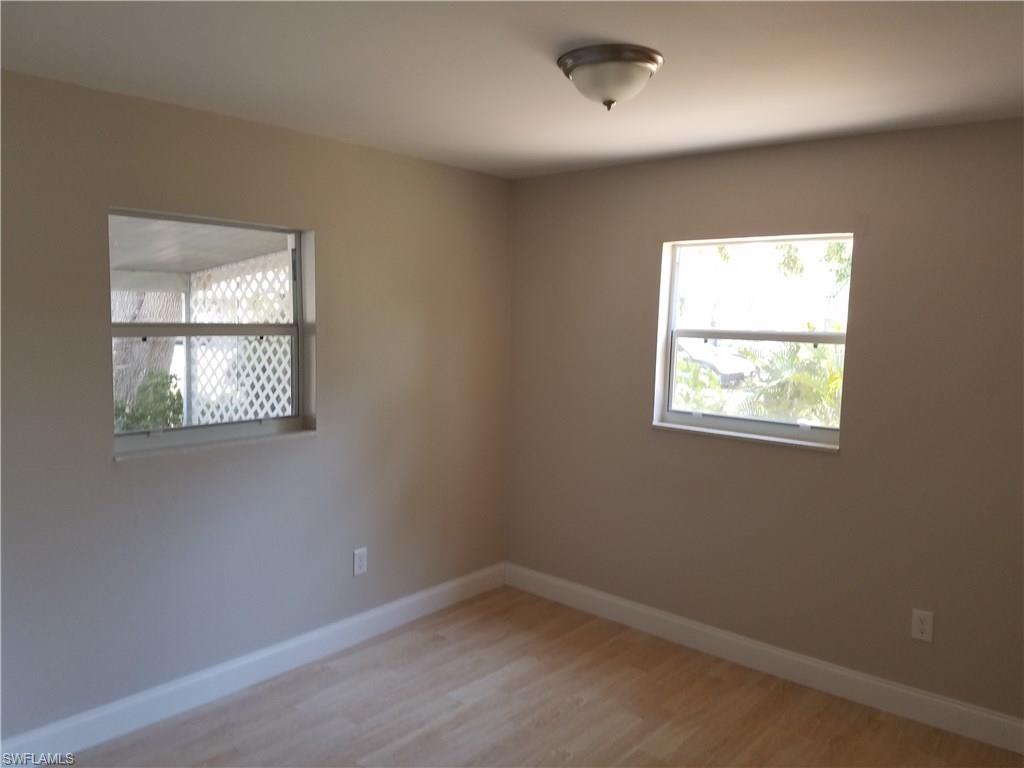 NAPLES SOUTH - Residential