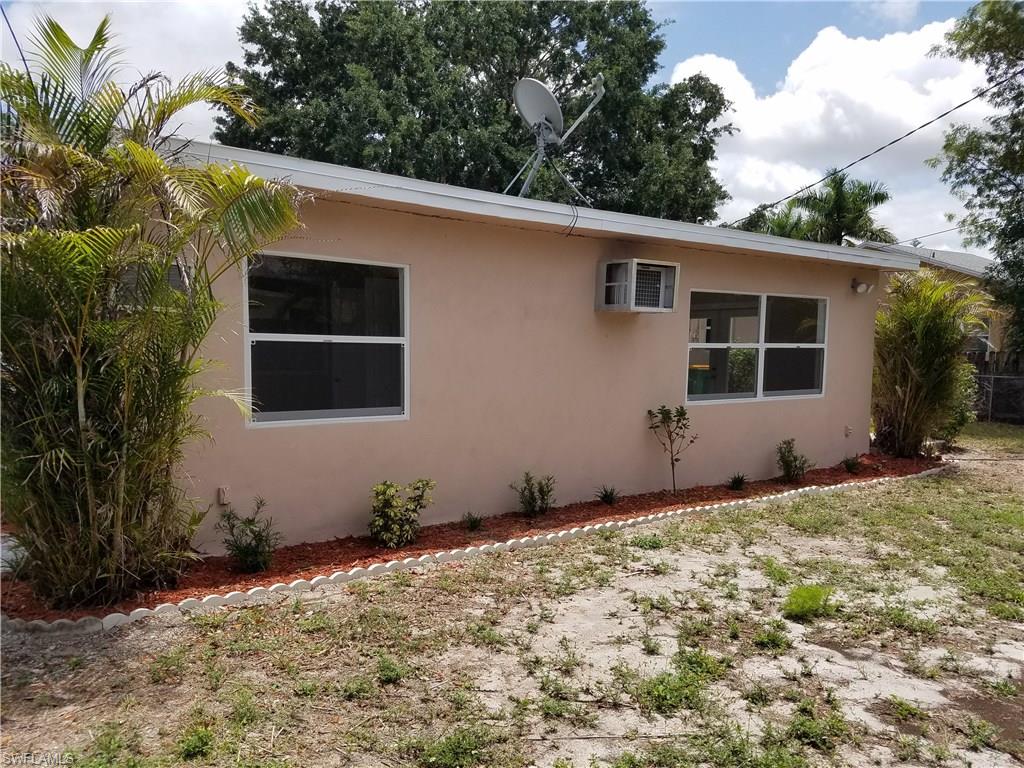 NAPLES SOUTH - Residential